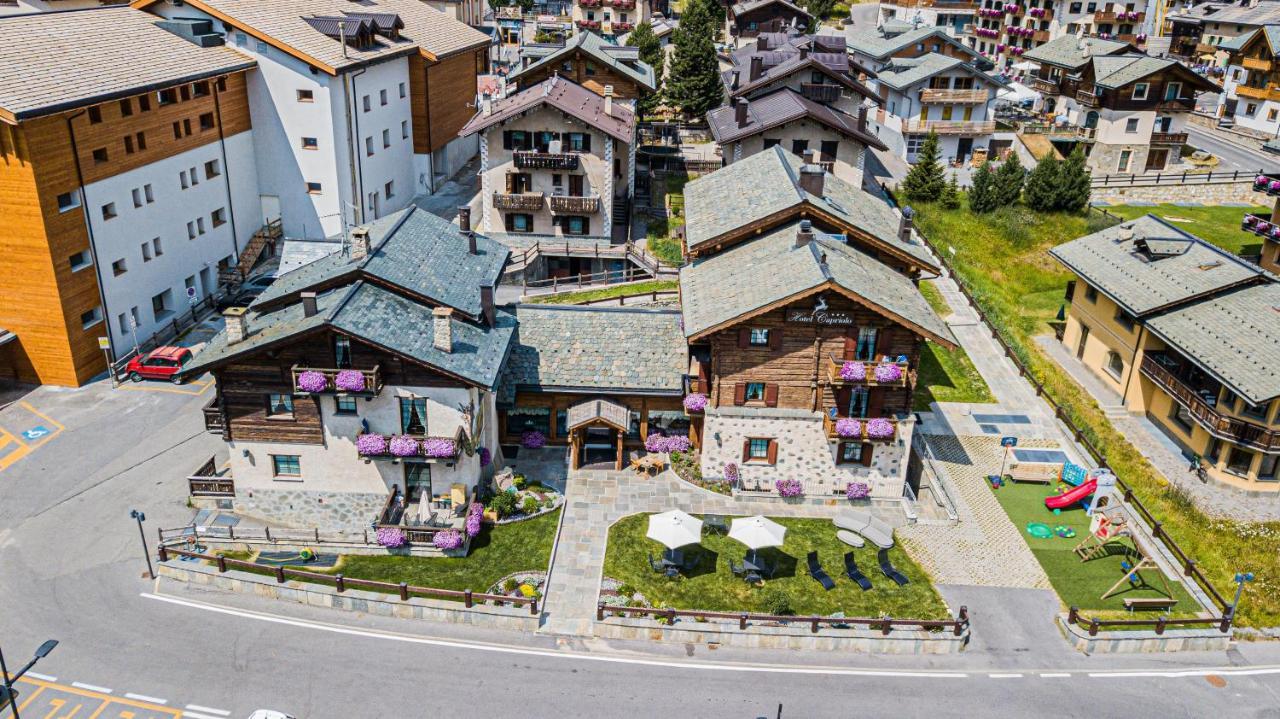 卡普里奥罗酒店 利维尼奥 外观 照片